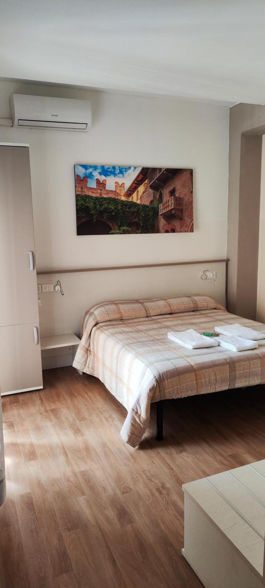 Vroom510 Verona Pokoj fotografie
